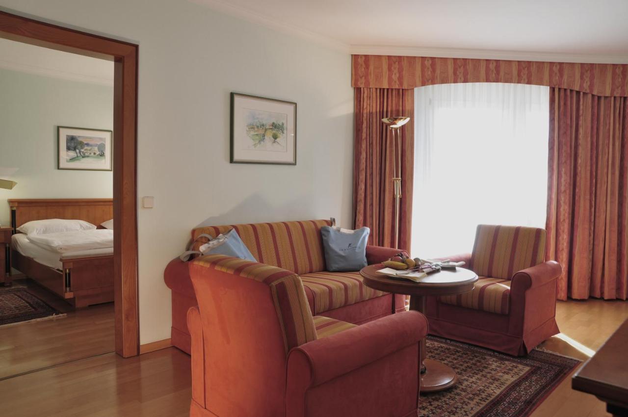 Reduce Thermal Adults Only Hotel